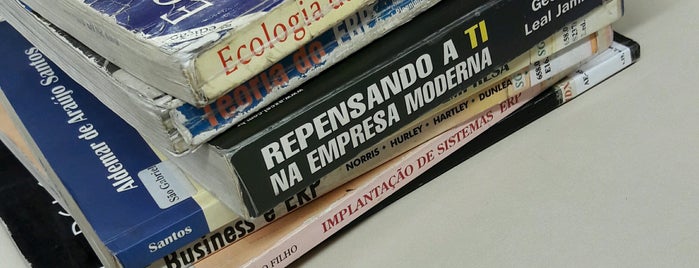 Biblioteca PUC Minas is one of Bookworm Badge.