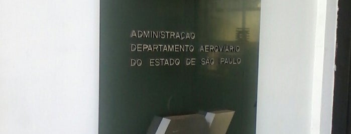 Aeroporto de Araçatuba / Dario Guarita (ARU) is one of Aeródromos Brasileiros.