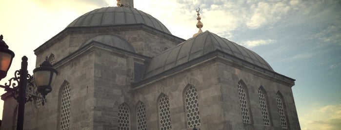 Şemsi Ahmet Paşa Camii is one of İstanbul'daki Mimar Sinan Eserleri.