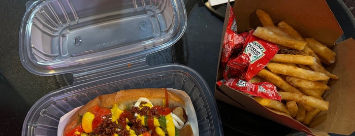 Dirt Dog is one of Vegas Food.