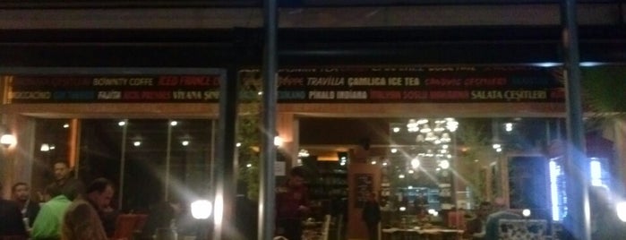 Çamlıca Coffee is one of สถานที่ที่บันทึกไว้ของ 🔱Harun.