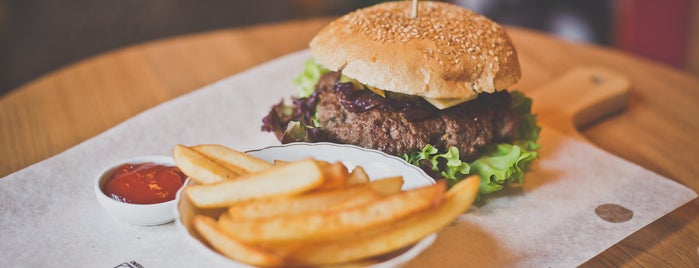 Rock Burger is one of Alina'nın Beğendiği Mekanlar.