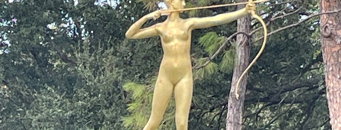 The Sydney and Walda Besthoff Sculpture Garden is one of Nawlins Baby.