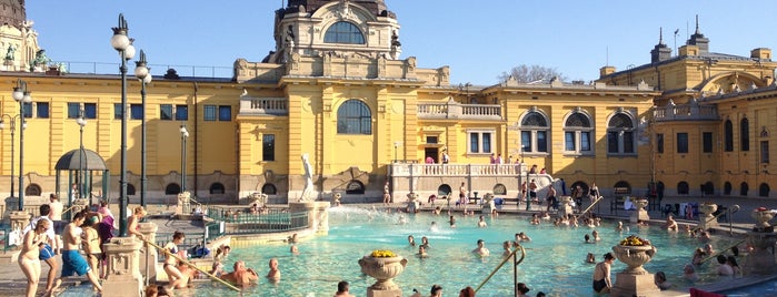 Thermes Széchenyi is one of Budapest.