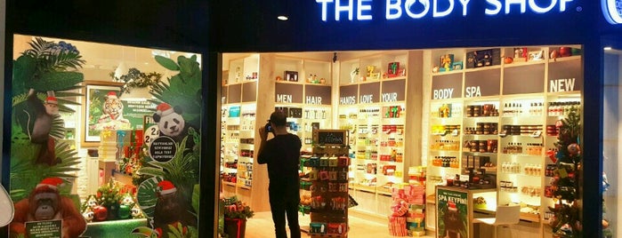 The Body Shop is one of ESRA👑 님이 좋아한 장소.