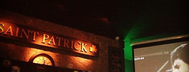 Saint Patrick Irish Bar is one of Tempat yang Disukai Caro.