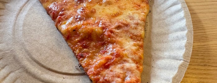Austin Street Pizza is one of Jason’s 25 Favorite NYC Restaurants of 2021.