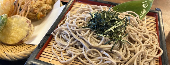 穂し乃庵 is one of 食べ物.