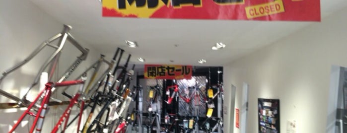 Y's Road 有楽町店 is one of Bike.