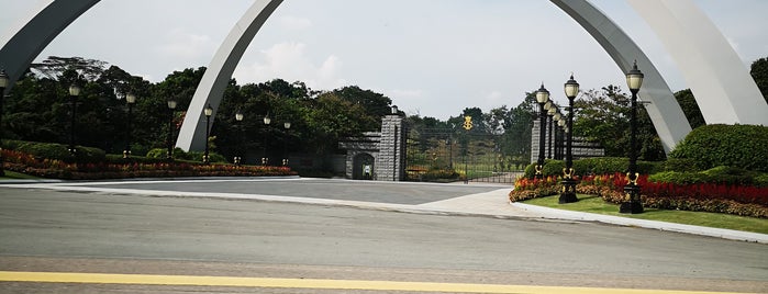 Istana Besar Johor Bahru is one of Lieux sauvegardés par ꌅꁲꉣꂑꌚꁴꁲ꒒.