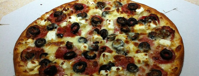 Domino's Pizza is one of Lieux sauvegardés par Demir.