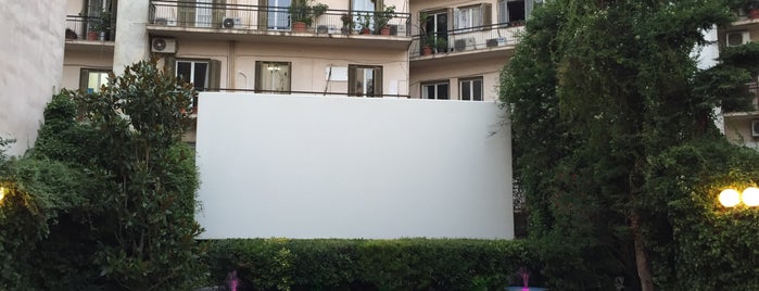 Παναθήναια Cinema is one of Lugares favoritos de mariza.