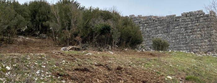 Αρχαιολογικός Χώρος Δωδώνης is one of Ioannina.