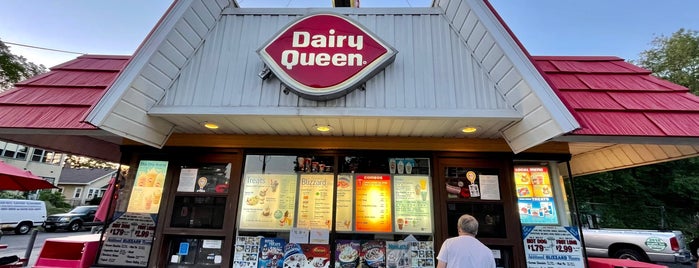 Dairy Queen is one of The 7 Best Places for Peanut Butter Cups in Minneapolis.
