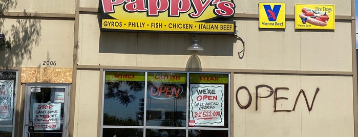 Pappy's Chicago Style Eatery is one of Restaurants to Try (Minneapolis).