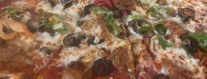 New York Pizza is one of Must-visit Food in Mountain View.