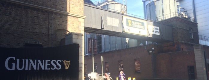 Guinness Storehouse is one of Tempat yang Disukai Jared.