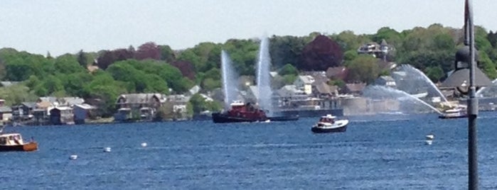 Fort Trumbull Riverwalk is one of Lugares favoritos de Janine.