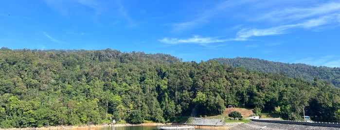 Air Itam Dam  阿依淡水坝 is one of Malaysia.