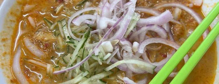 Kedai Kopi Kok Beng Chicken Rice is one of Taiping food list.
