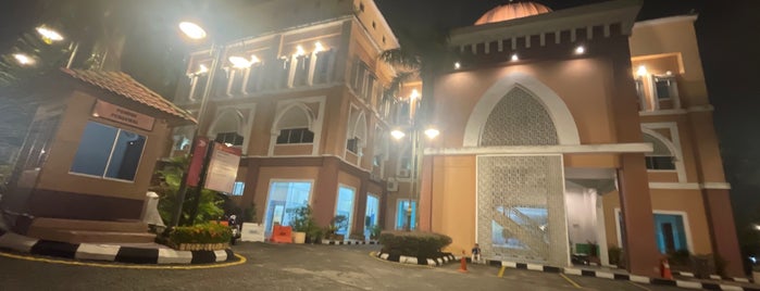 Masjid Usamah Bin Zaid is one of masjid.