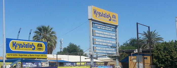 Krystalos is one of Lugares favoritos de Armando.