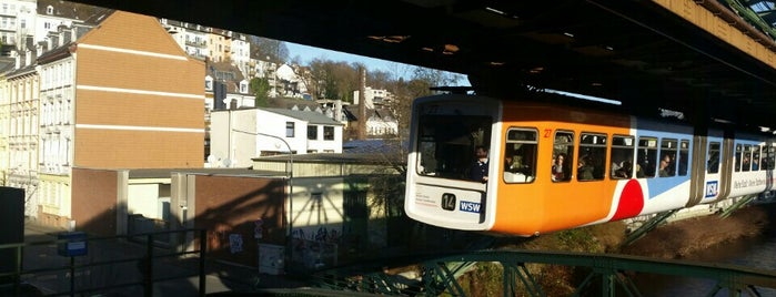 H Robert-Daum-Platz (Schwebebahn) is one of Wuppertal 🚟.