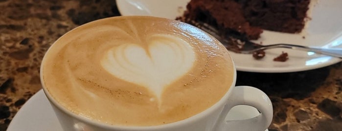 步道咖啡館 La Strada is one of Best coffee house w/ free Wifi.