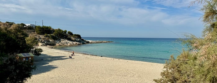 Παραλία Μεσακτής is one of Ikaria's best.