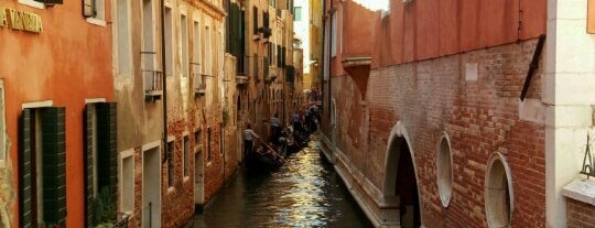 Ponte De Le Ballotte is one of Lugares favoritos de Kyvin.