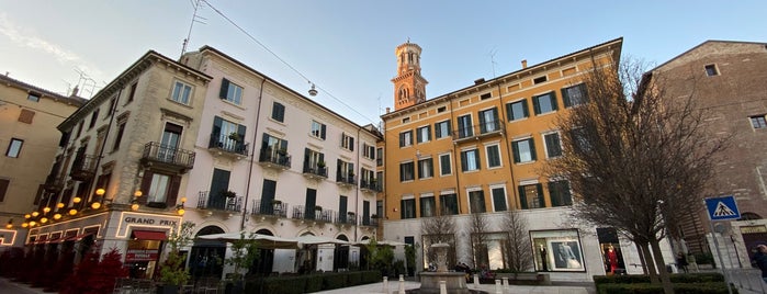 Piazzetta Navona is one of Tempat yang Disukai Vito.