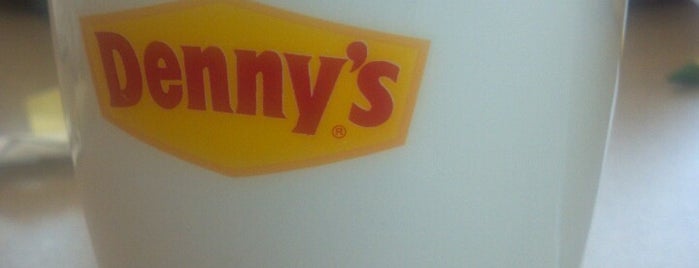 Denny's is one of Lugares favoritos de Frank.