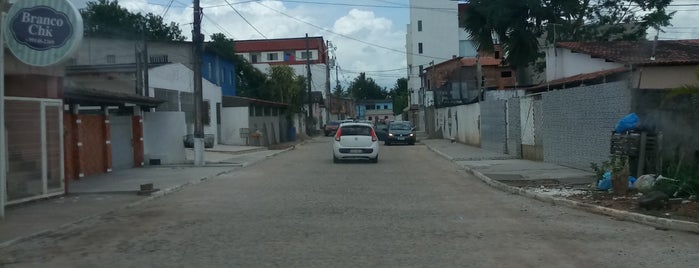 Capoeiruçu is one of visitados.