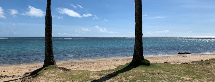 Waialae Beach Park is one of Hawaii.