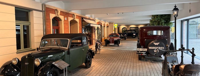 August-Horch-Museum is one of 4sq365deQ4.