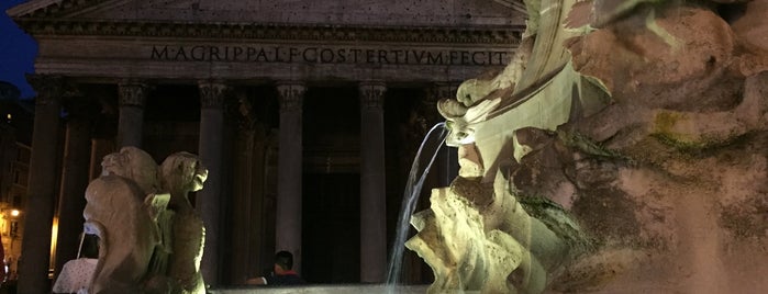 Pantheon is one of Roma.