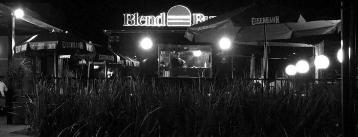 blend burges is one of Tempat yang Disukai Aline.