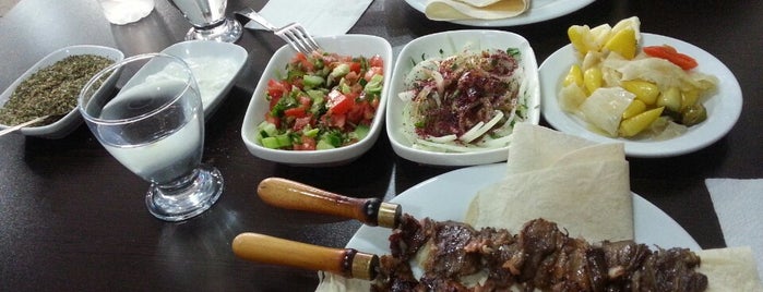 Yasin Usta Erzurum Cag Kebabi is one of Gidip Denemeli.