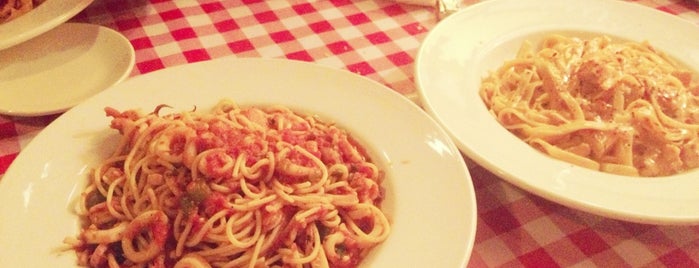 Dave's Italian Kitchen is one of Must-visit Food in Evanston.