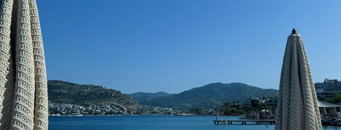 Escape Beach & Lounge is one of Bodrum.