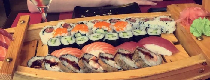 New Sushi Palace is one of Leuven.
