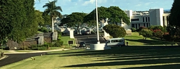 Honolulu Memorial is one of Lugares favoritos de Stephen.