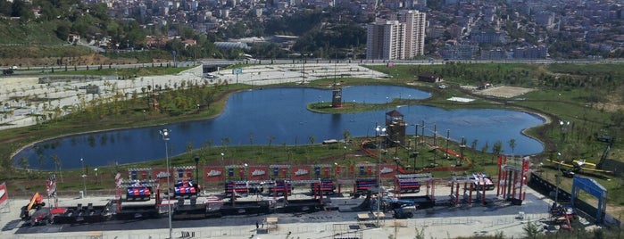 Vialand Mescit is one of สถานที่ที่ SakinAgresif ถูกใจ.