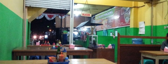 Es Teler Bandung is one of Kuliner PALU Sulawesi Tengah.