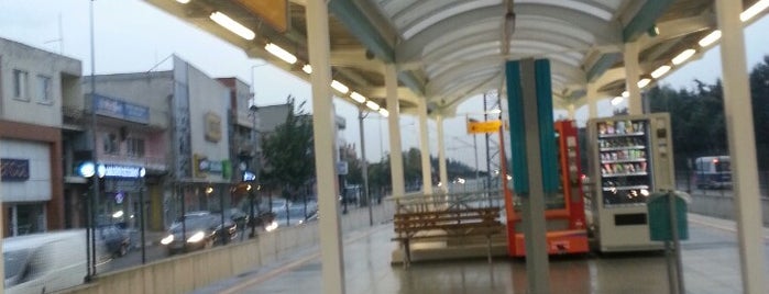 Duaçınarı Metro İstasyonu is one of M2 Üniversite - Kestel Metro Hattı.