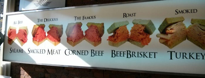 The Corned Beef Hut is one of Locais curtidos por Capt. John.