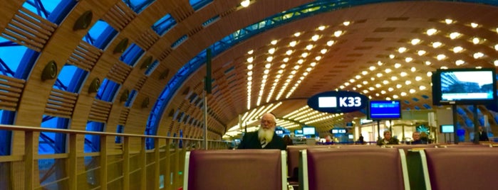Bandar Udara Paris-Charles de Gaulle (CDG) is one of Tempat yang Disukai Jaime.