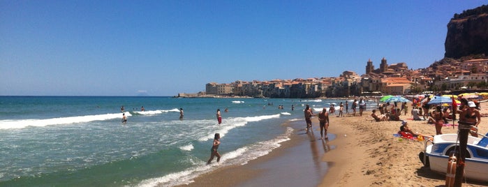 Spiaggia di Cefalù is one of Sizilien.