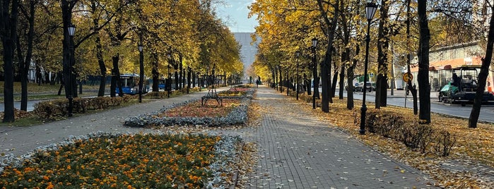 Севастопольская площадь is one of Площади Москвы / Squares of Moscow.