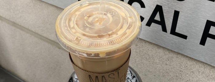 Mast Coffee is one of Locais curtidos por Raj.